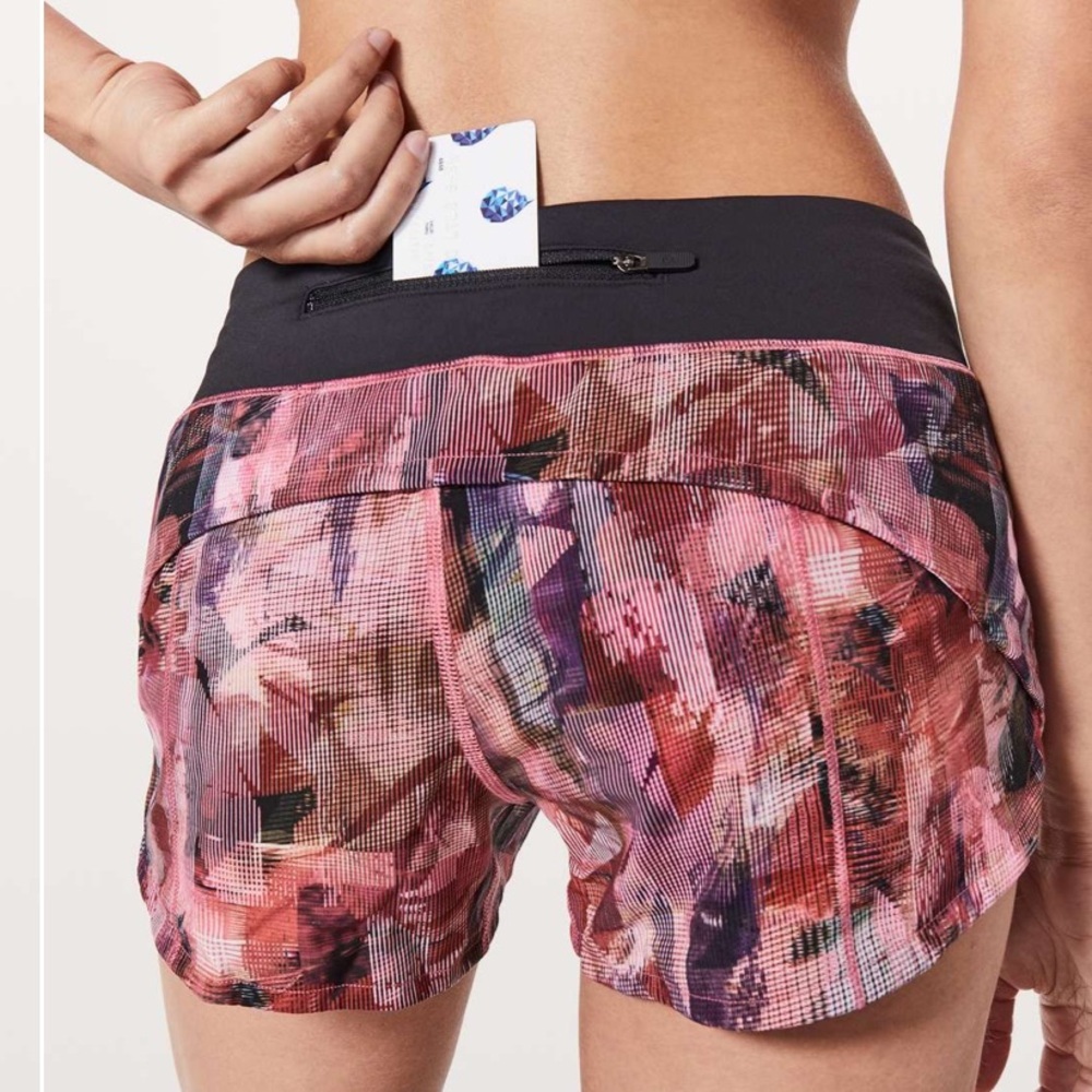 Lululemon Speed Up Short *2.5”